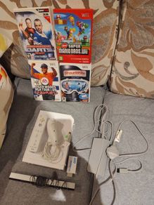 Wii + Mario Bros and HDMI adapter