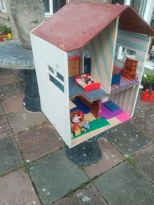 handmade dolls house