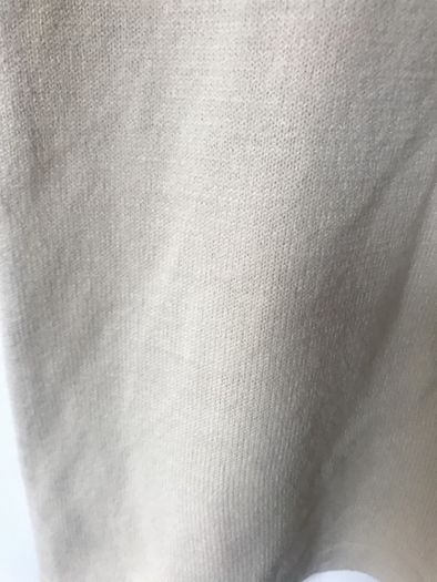 Top sleeveless size 10 to 12