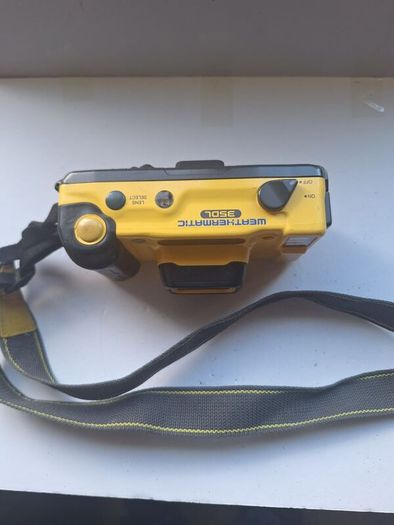 Minolta Weathermatic 35 DL Waterproof 35mm Film Camera Yellow