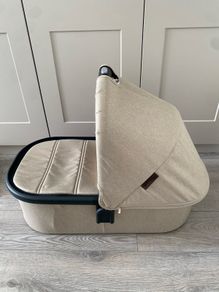 UPPAbaby Vista Carrycot V2 - Liam