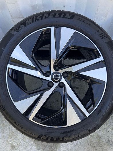 Genuine Volvo XC90 R Design 20" Alloy Wheels