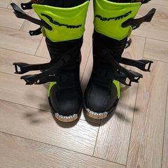 Kids MX Motorcycle Boots Forma Cougar