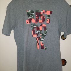 Nike TeeShirt New Age 13-15