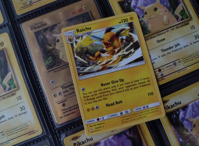 Raichu ! Non Holo Rare ! from Unbroken Bonds Set ! 2019 ! Pokemon Card !