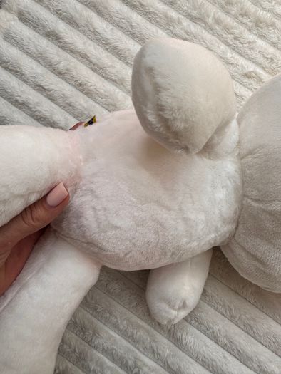 Build A Bear Hello Kitty With Heart Bow Sanrio 2010 red marks on the fur approx. 45 cm. Used Please see photos