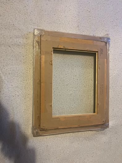 frame vintage swept/moulded off-white painted wooden frame with a gold-gilded inner slip/sight edge