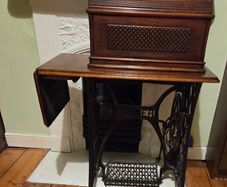 Singer sewing machine