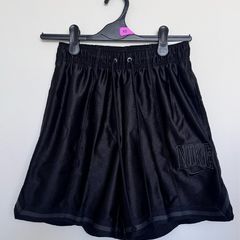 Shorts Nike Sportswear Women's Loose Mid-rise Graphic Shorts Xs