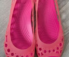 Crocs Pink Ballerinas S7