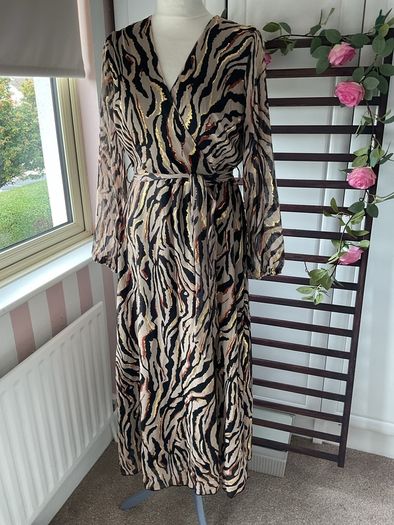 dress Bnwt animal print dress Lille rose brand s/medium wrap effect dress