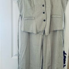 Waistcoat/ trousers Grey in colour size 16