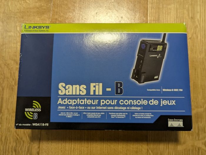 Linksys Wireless-B Game Adapter (WGA11B-FR)  Console WiFi Adapter for PS2 or Xbox