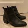 Women boots Image 2