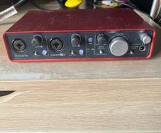 Focusrite Scarlett 2i4