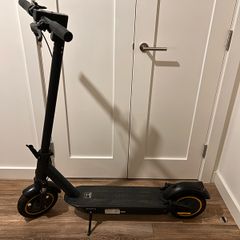 e-scooter AovoPro