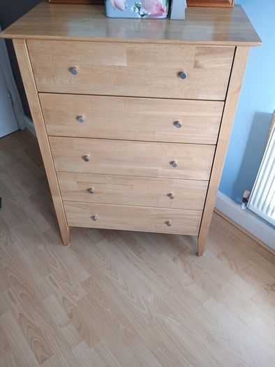 Genuine solid oak chest of drawers