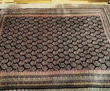 Kashmir hand knotted carpet