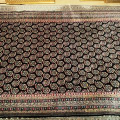 Kashmir hand knotted carpet