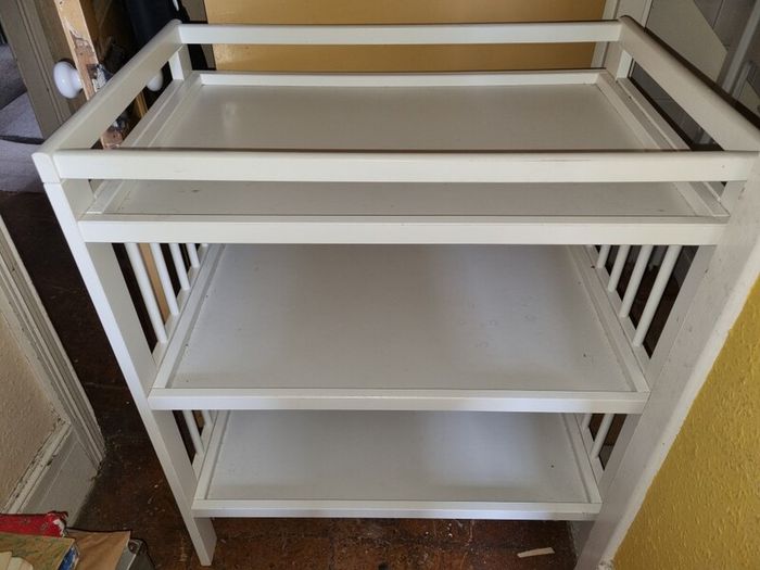 baby changing table