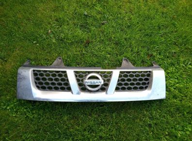 Nissan front grill