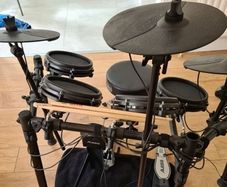 Alesis