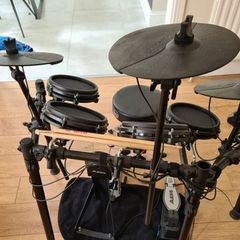 Alesis