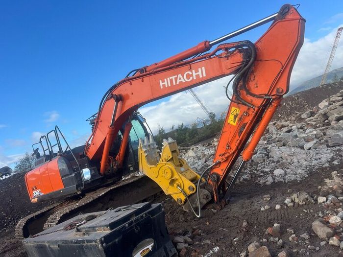 Crusher hire  concrete crusher rock crusher