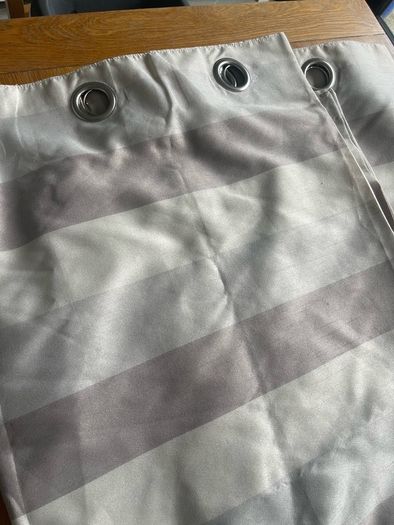 Pair of curtains like New Need gone ASAP 90 X90