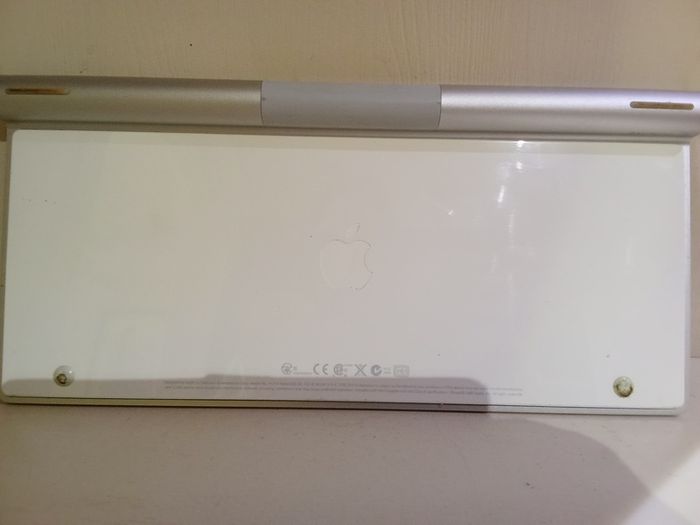 Apple Keyboard