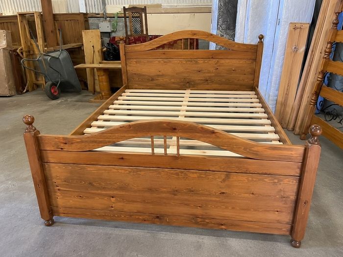Double bed