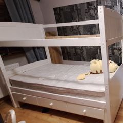 bunk bed