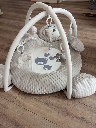 Bear play mat