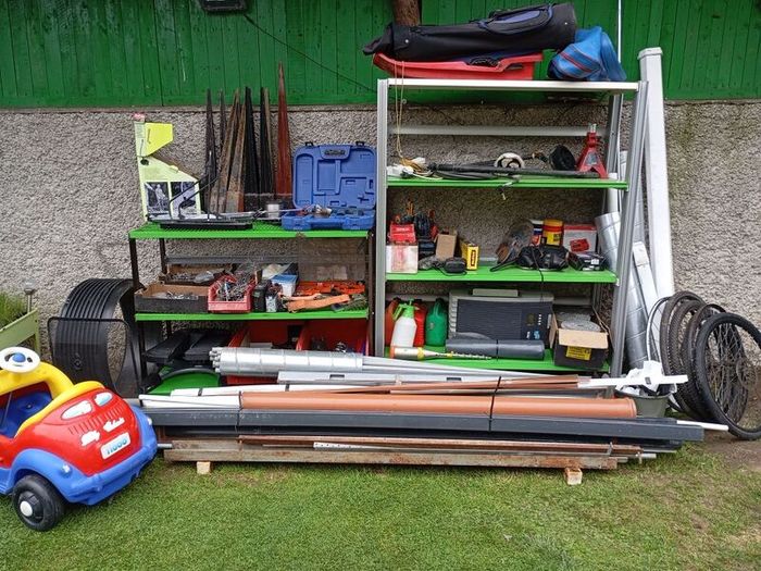 garage sale