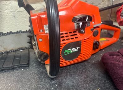 chainsaw