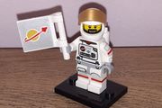 Lego Astronaut, series 15