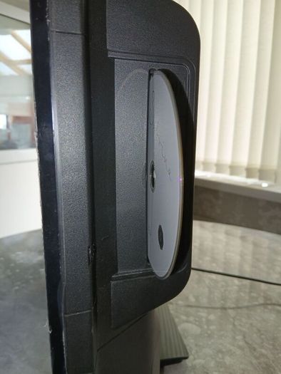 32" bush TV with dvd slot