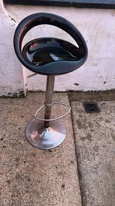 bar stool
