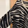 Women's jumper size 22 Image 3