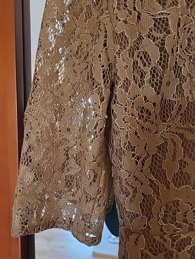Ladies Gold Lacy Dress Size 12