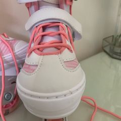 Roller skates with lights