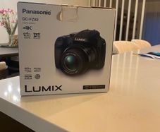 Panasonic DC FZ82 LUMIX camera