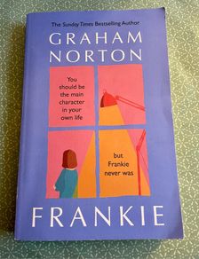 Graham Norton, Signed 'Frankie'