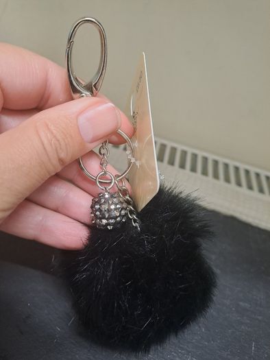 Daisy and Eve Faux Fur Pom Pom Keyring
