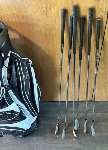 Golf starter half set and bag