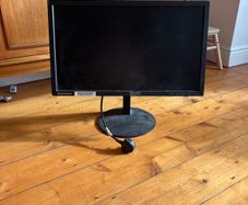 Lenovo monitor