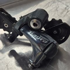 Shimano Tiagra RD-4700 10-speed rear derailleur.
