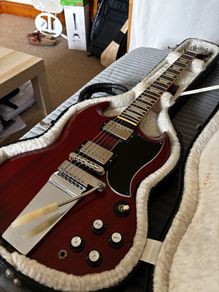 Gibson SG 61'reissue 2006 with Maestro Vibrola