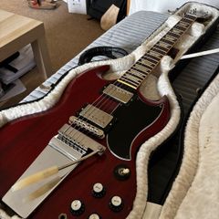 Gibson SG 61'reissue 2006 with Maestro Vibrola