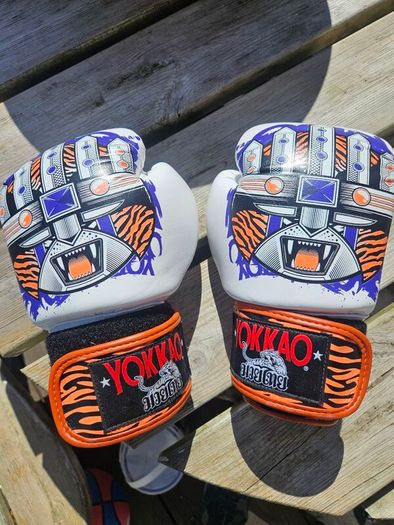 Yokkao kids Muay Thai Gloves
